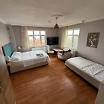 De La Terrasse Pansiyon *